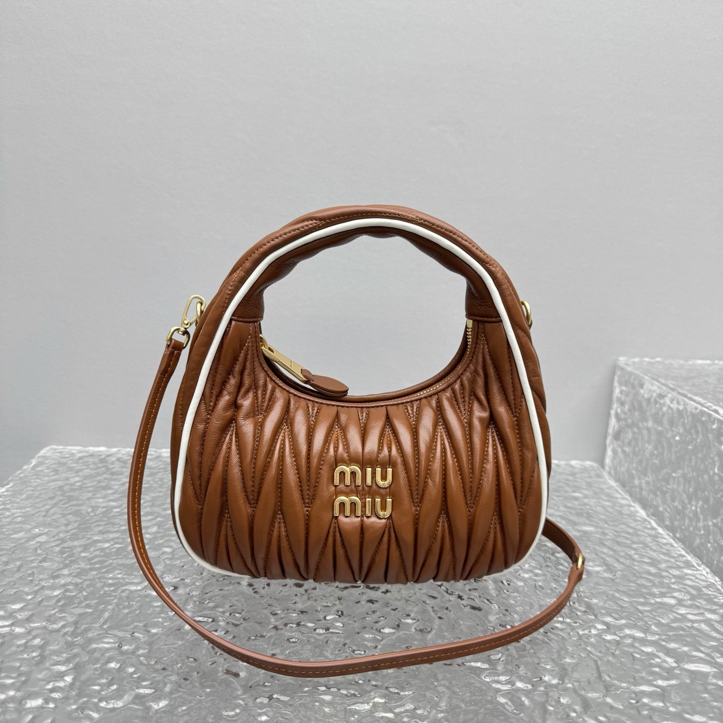 Brown Leather Wander Bag - Level 5
