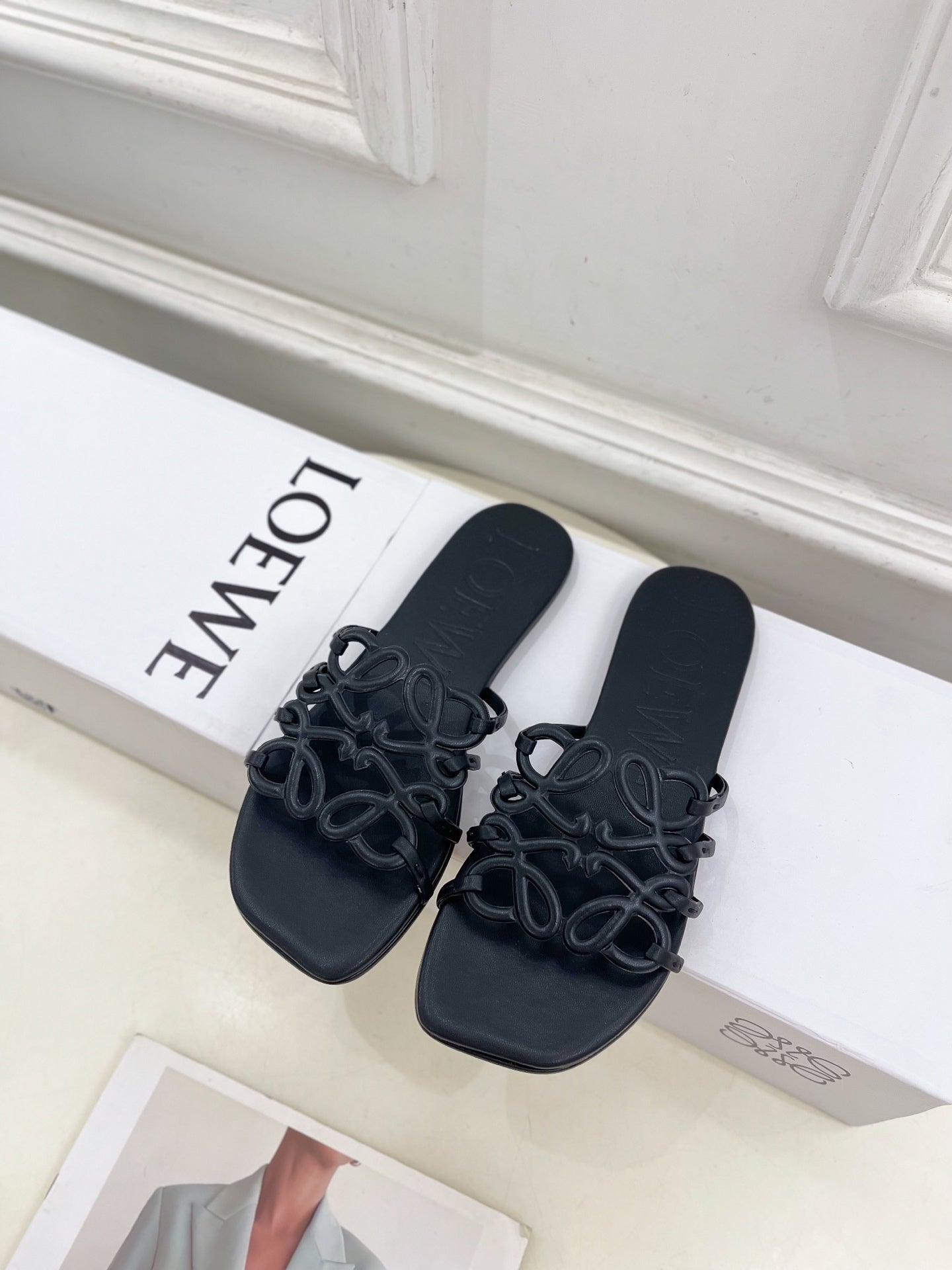 Black Petal Anagram Slides