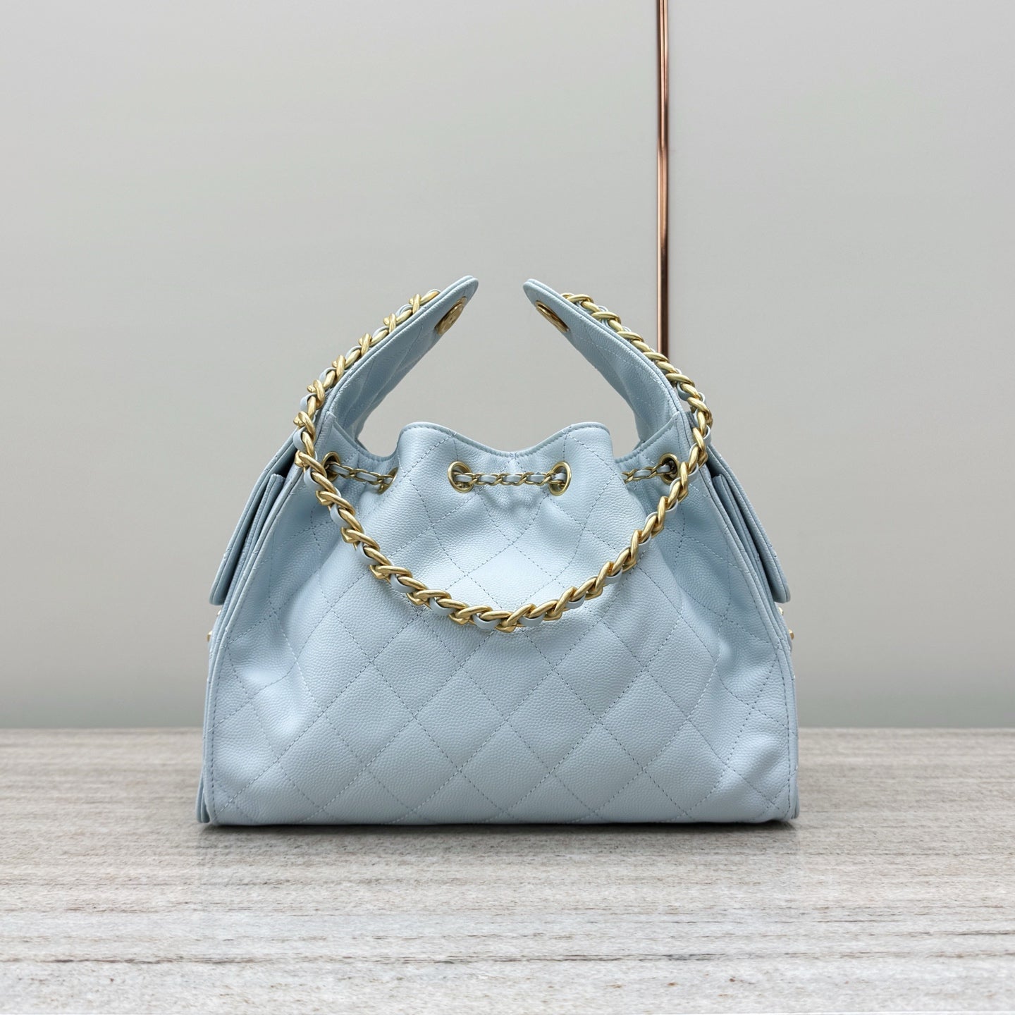 25 Hobo Bag Light Blue Caviar Leather - Level X