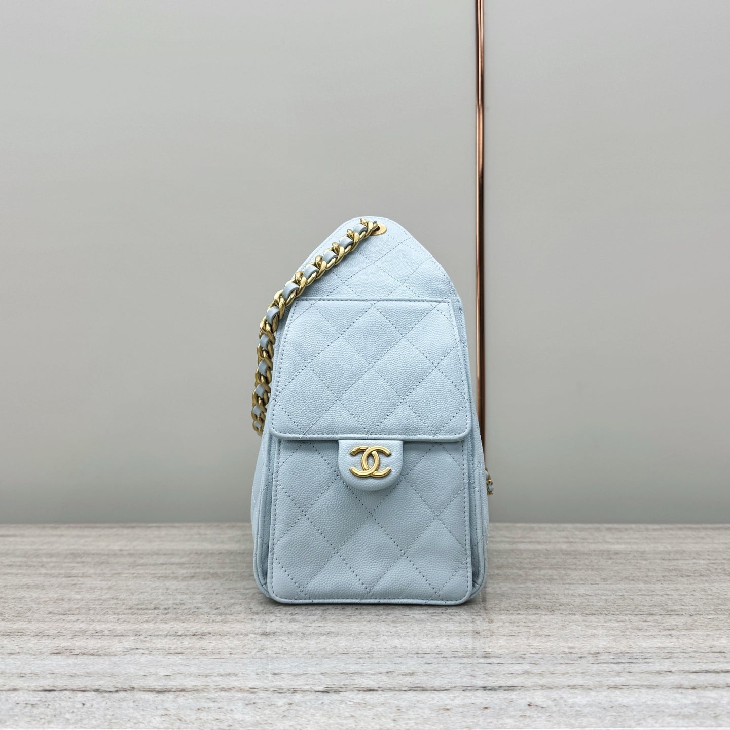 25 Hobo Bag Light Blue Caviar Leather - Level X