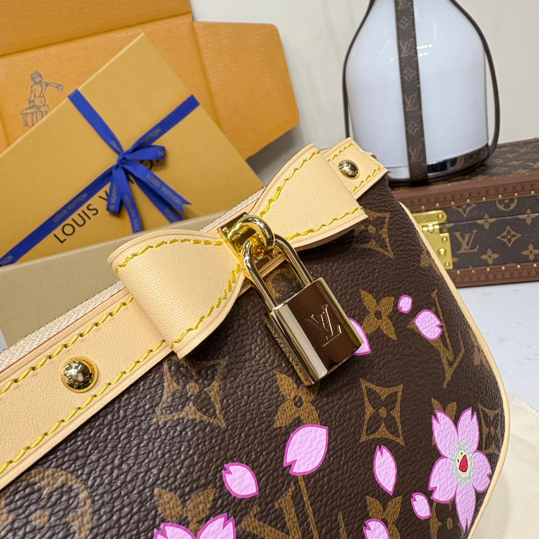 Cherry Blossom Murakami Pochette Accessoires - Level 5