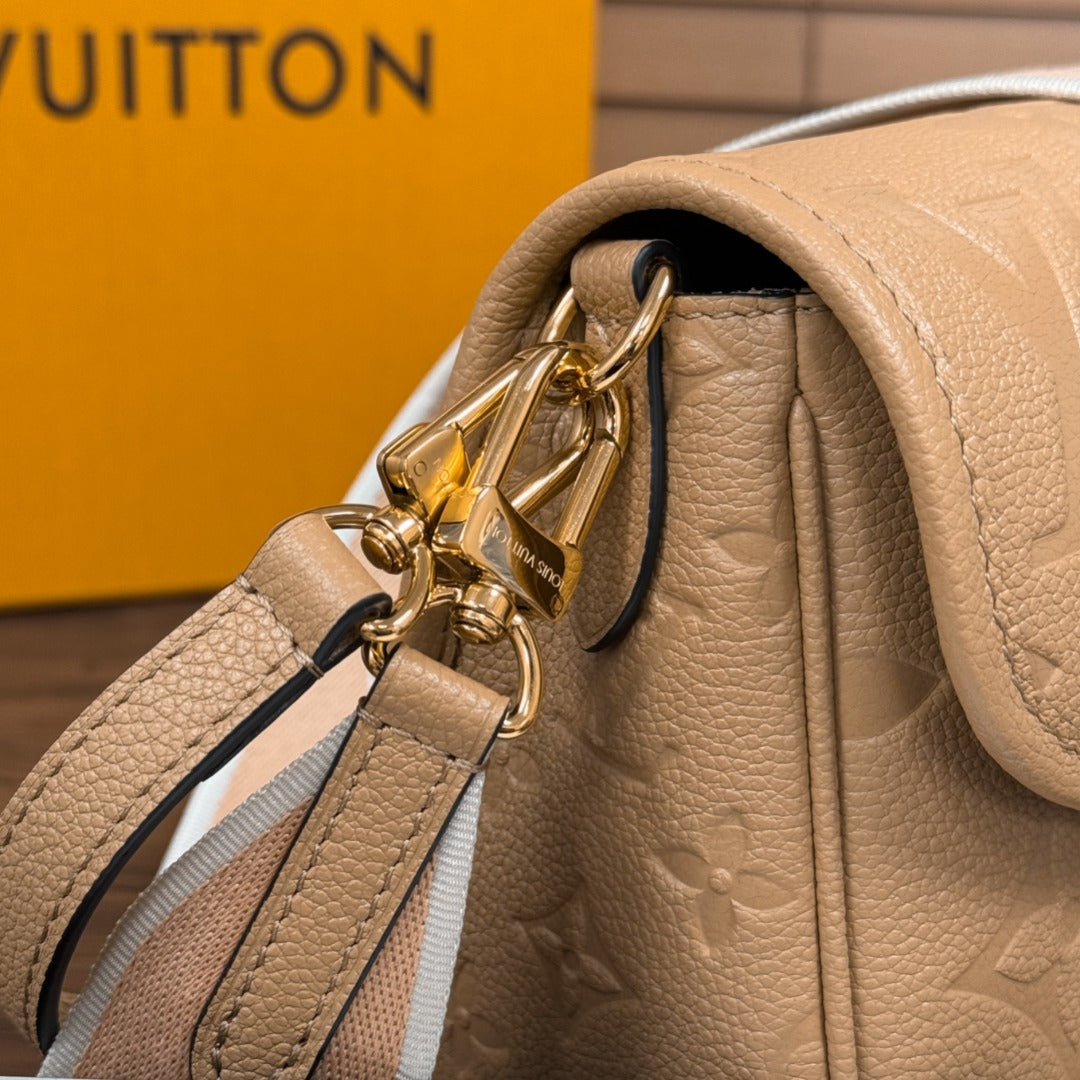 Diane Brown Empreinte Leather LOU - Level 5