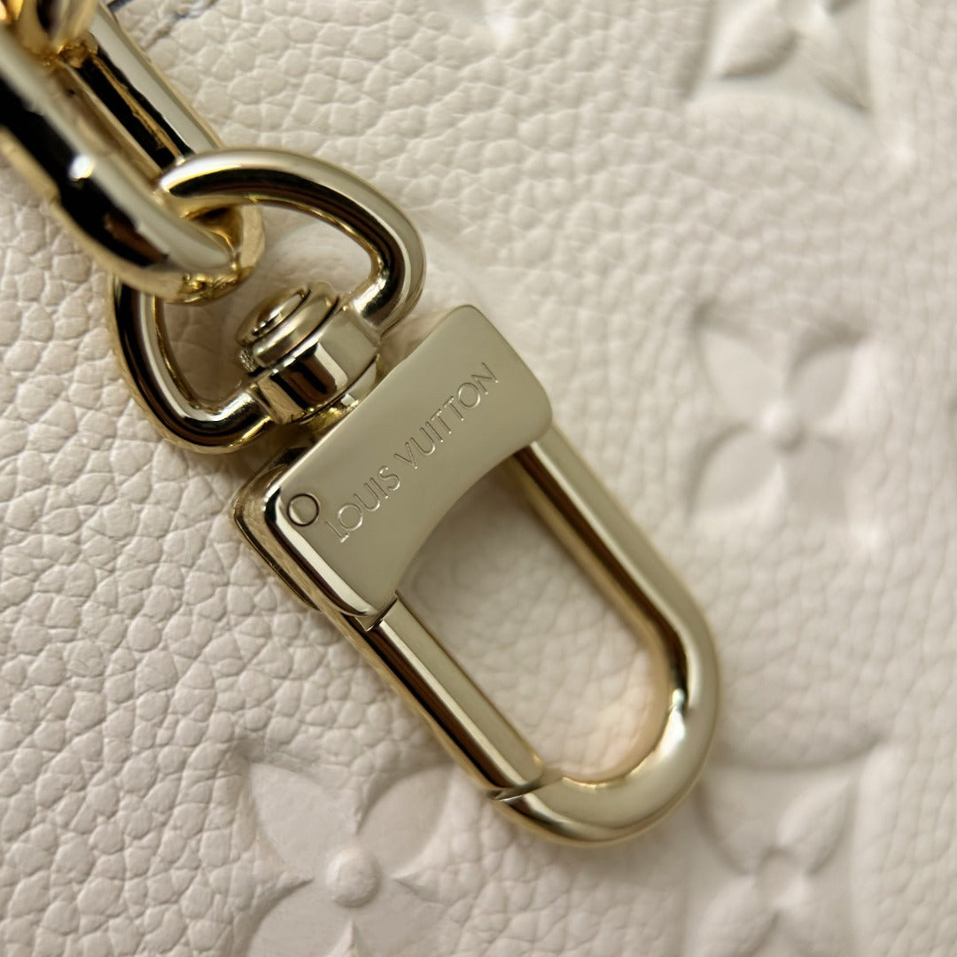 Pochette Metis East West Cream Empreinte Leather - Level X