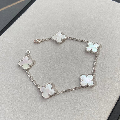 5-Clover Bracelet - White