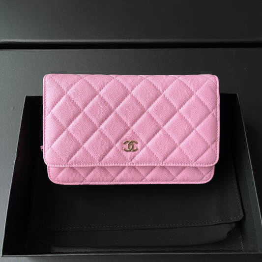 Wallet On Chain Pink Caviar Leather CNL - Level X