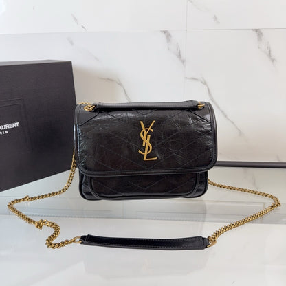 Black Leather Niki Shoulder Bag - Level 5