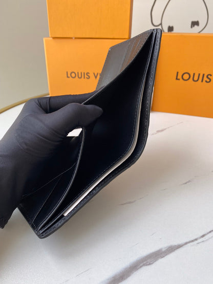 Black Leather Men's Multiple Wallet LOU - Level 3