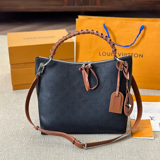 Beaubourg Hobo MM Mahina Leather LOU - Level 3