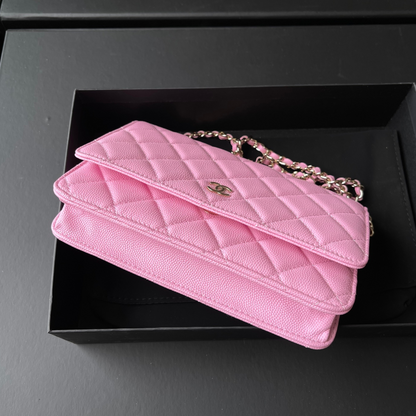 Wallet On Chain Pink Caviar Leather CNL - Level X