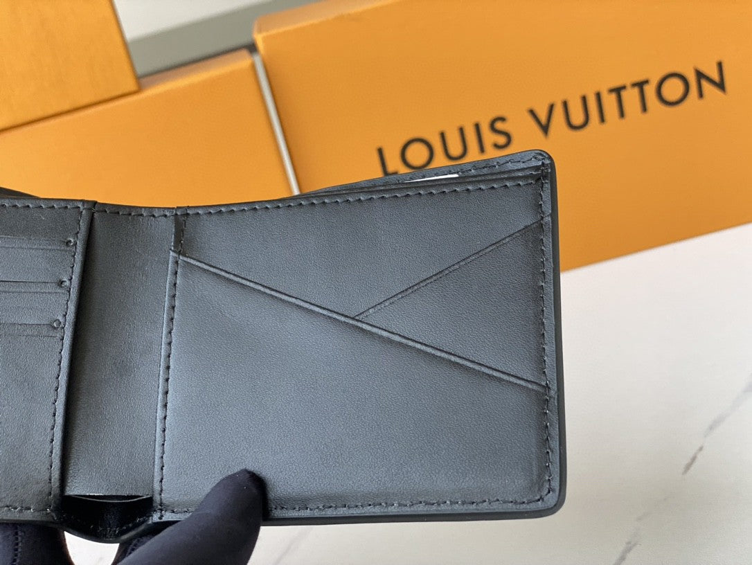 Black Leather Men's Multiple Wallet LOU - Level 3