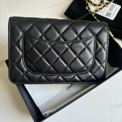 Black Lambskin Leather Wallet On Chain - Level 5