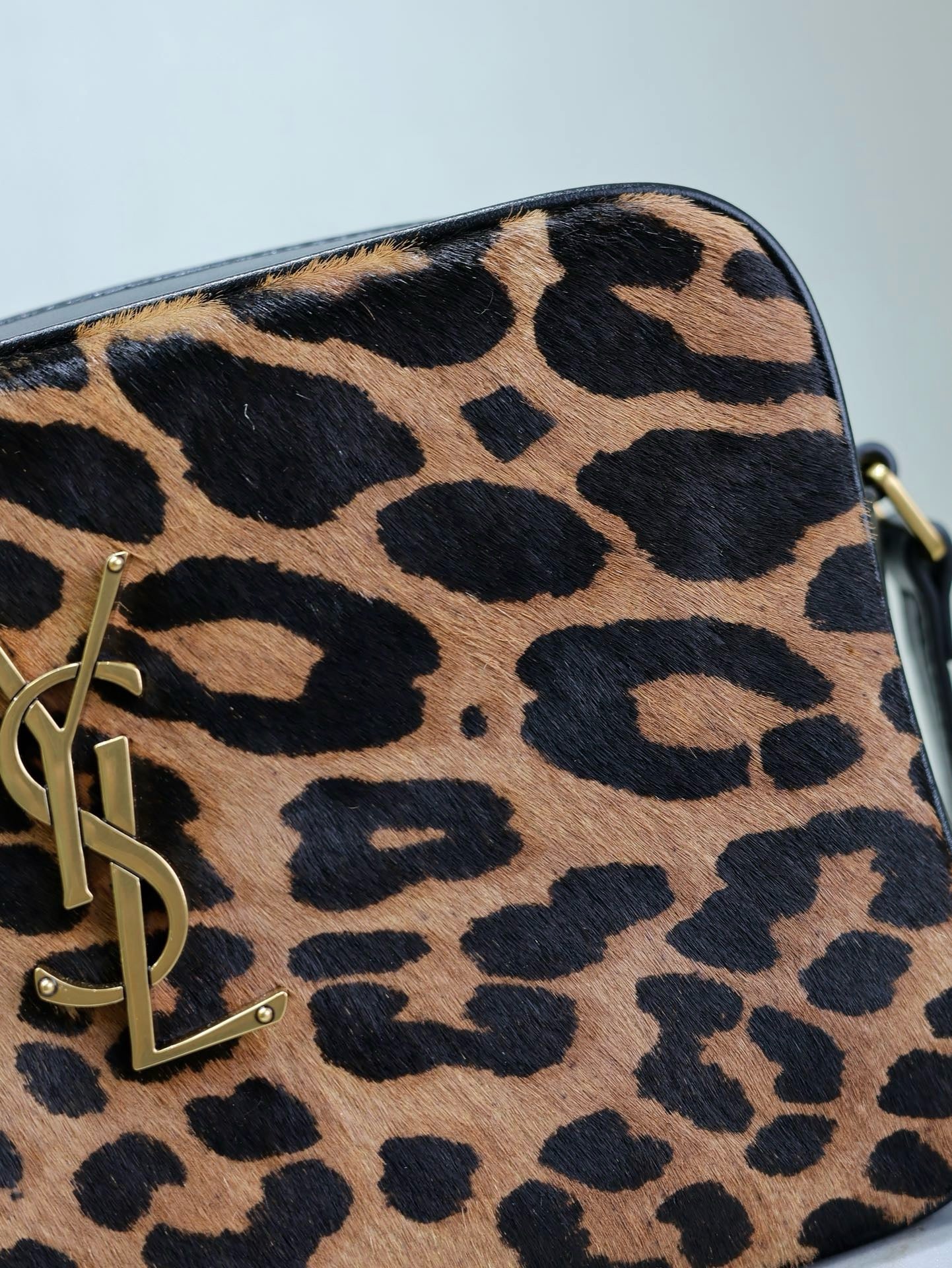 Leopard Lou Camera Bag YLS - Level 5