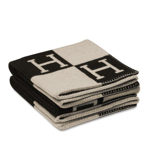 Black Avalon Throw Blanket - Level 5