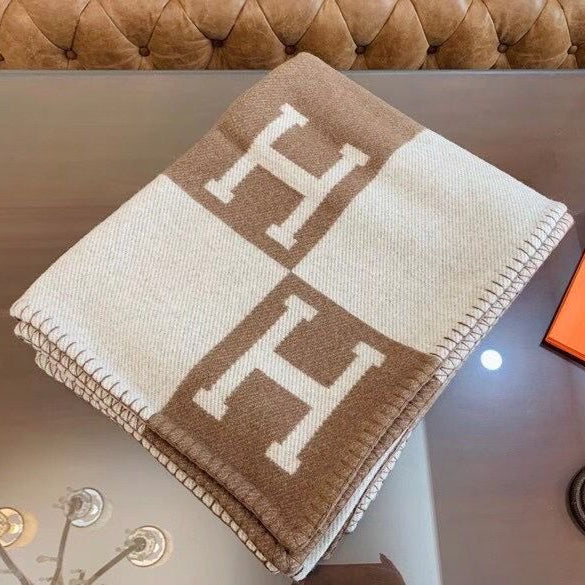 Camel Avalon Throw Blanket - Level 5