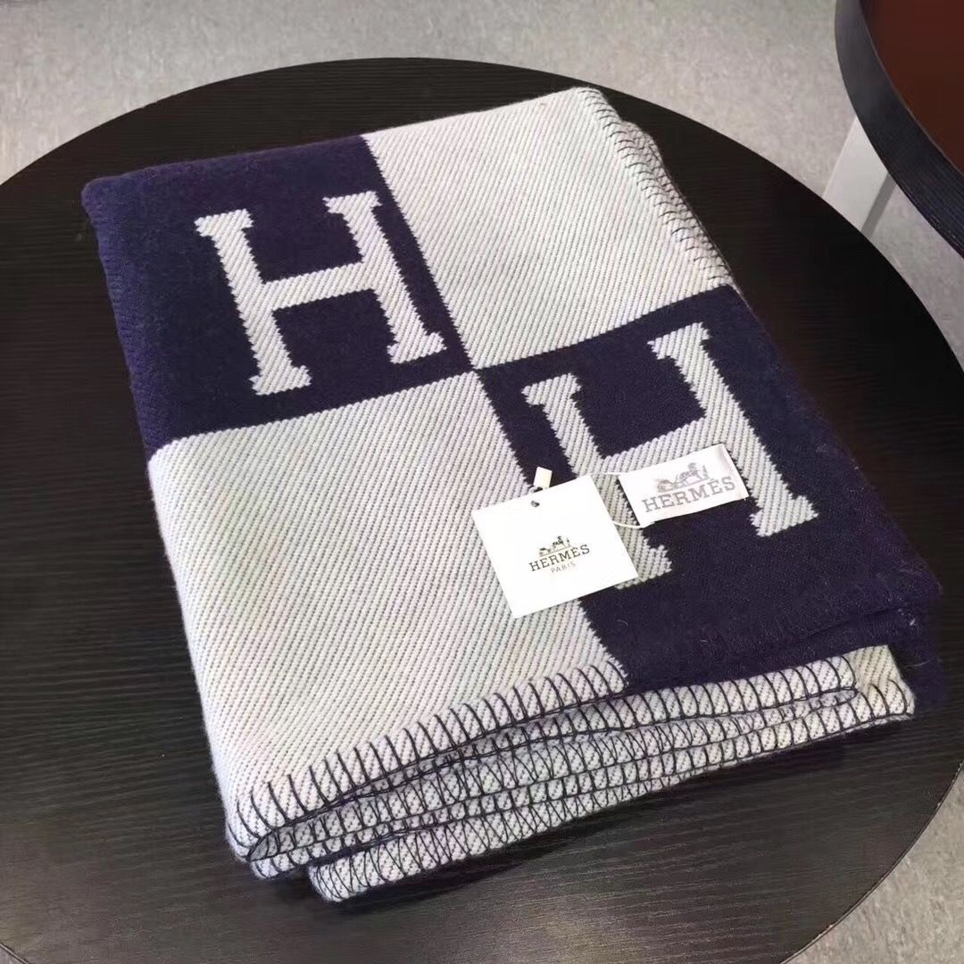 Navy Blue Avalon Throw Blanket - Level 5