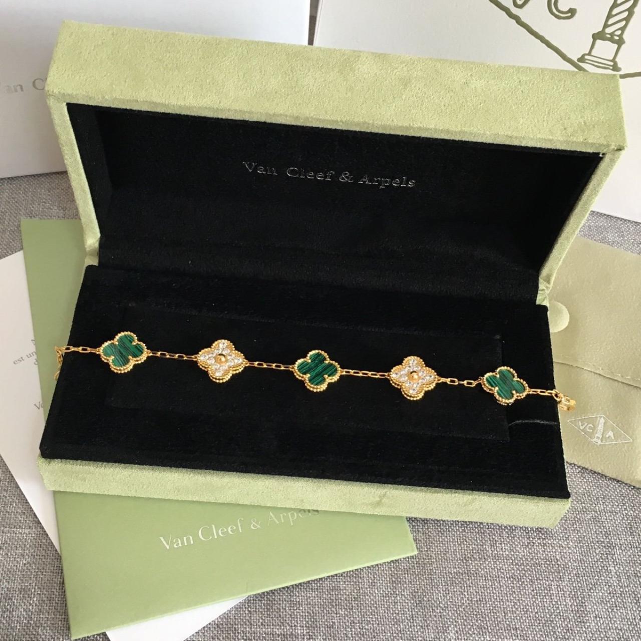 5-Clover Bracelet - Green