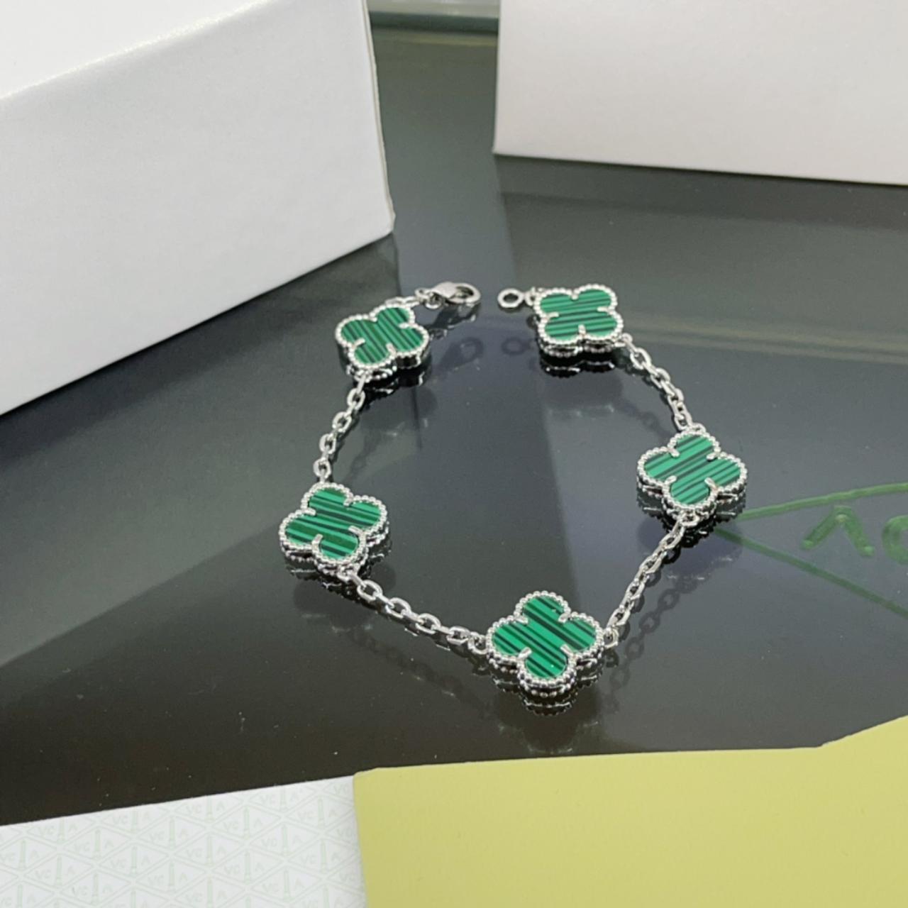 5-Clover Bracelet - Green