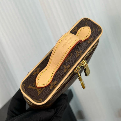 Brown Monogram Nice Beauty - Level 4