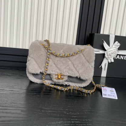 Shearling Flap Bag CNL - Level 5