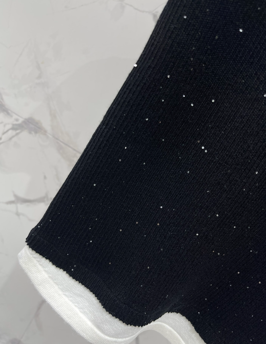Rhinestone Contrast Knit T Shirt