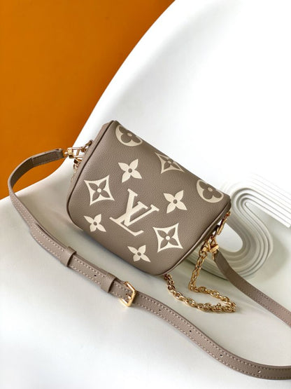 Beige Empreinte Leather Mini Bumbag - Level 4