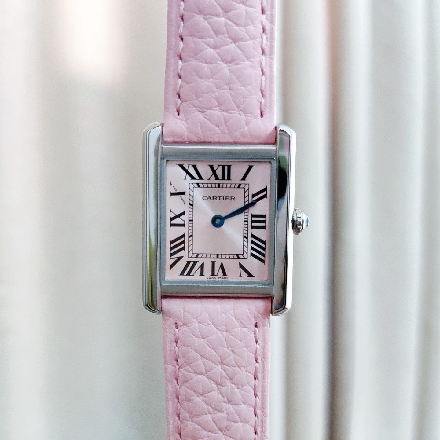 Tank Ladies Pink Leather Strap Watch 24mm CTR - Level 3