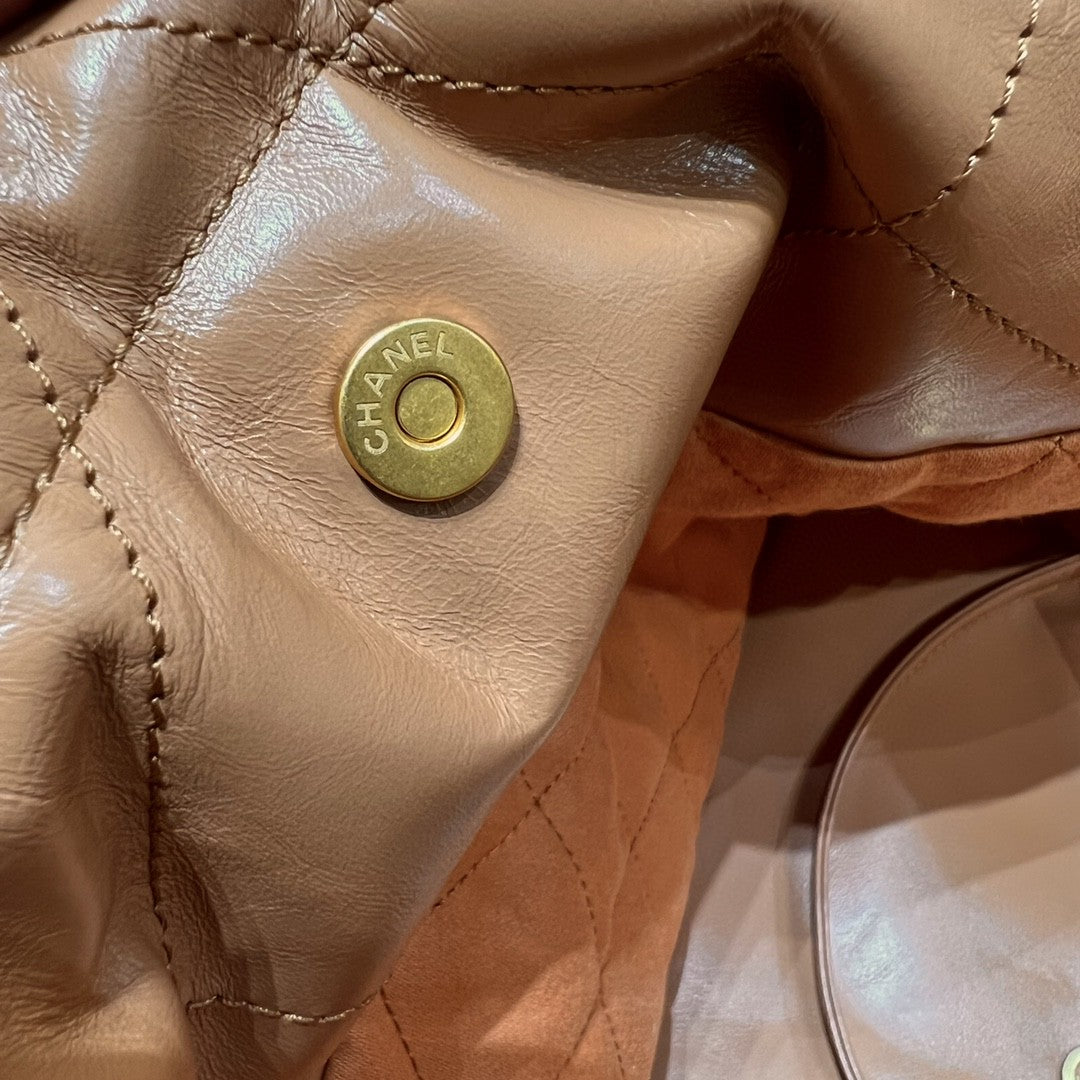 22 Bag Small Brown Lambskin Leather - Level X