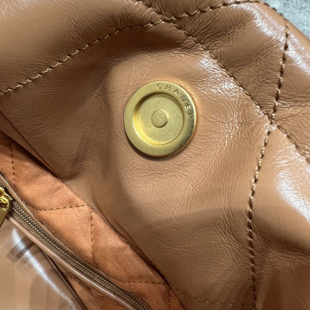 22 Bag Small Brown Lambskin Leather - Level X