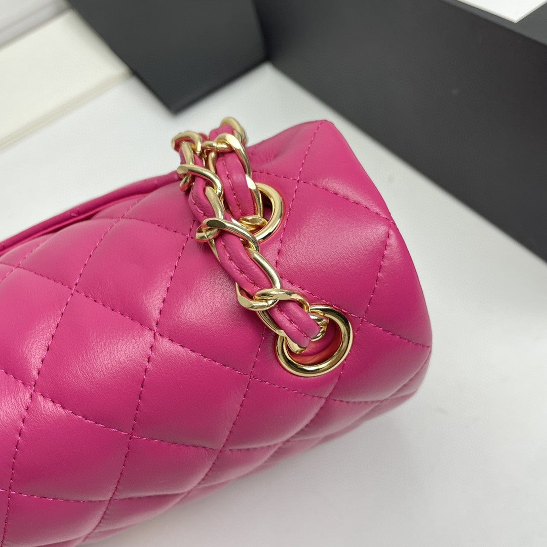 Small Lambskin Flap Bag Pink CNL - Level 4