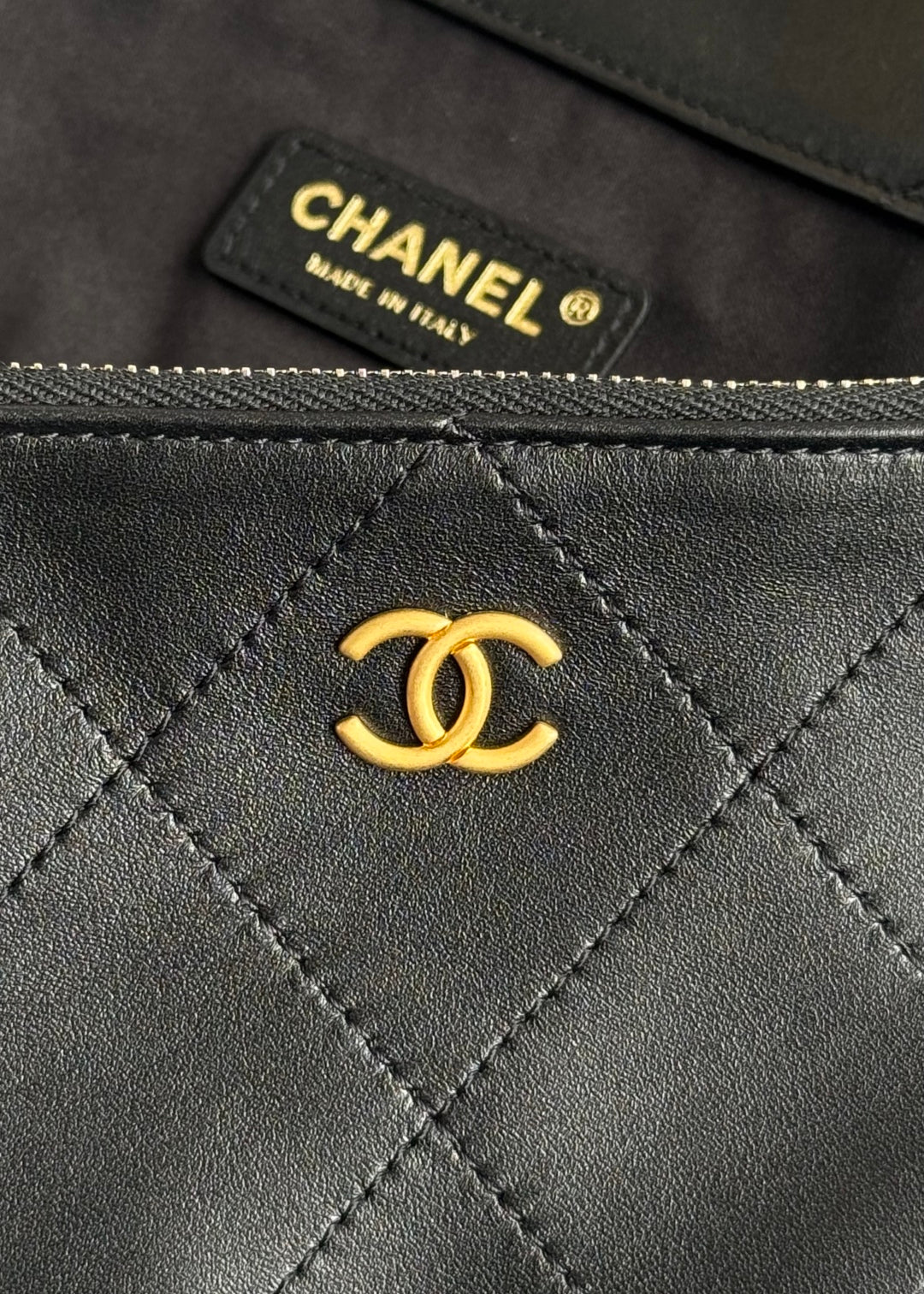Black Leather Maxi Shopping Tote Bag - Level 5