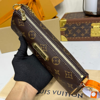 Eva Pochette Brown Mono - Level 5