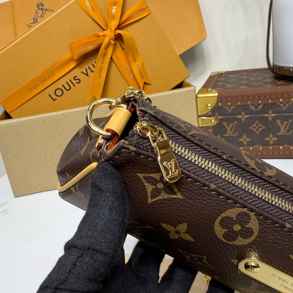 Eva Pochette Brown Mono - Level 5