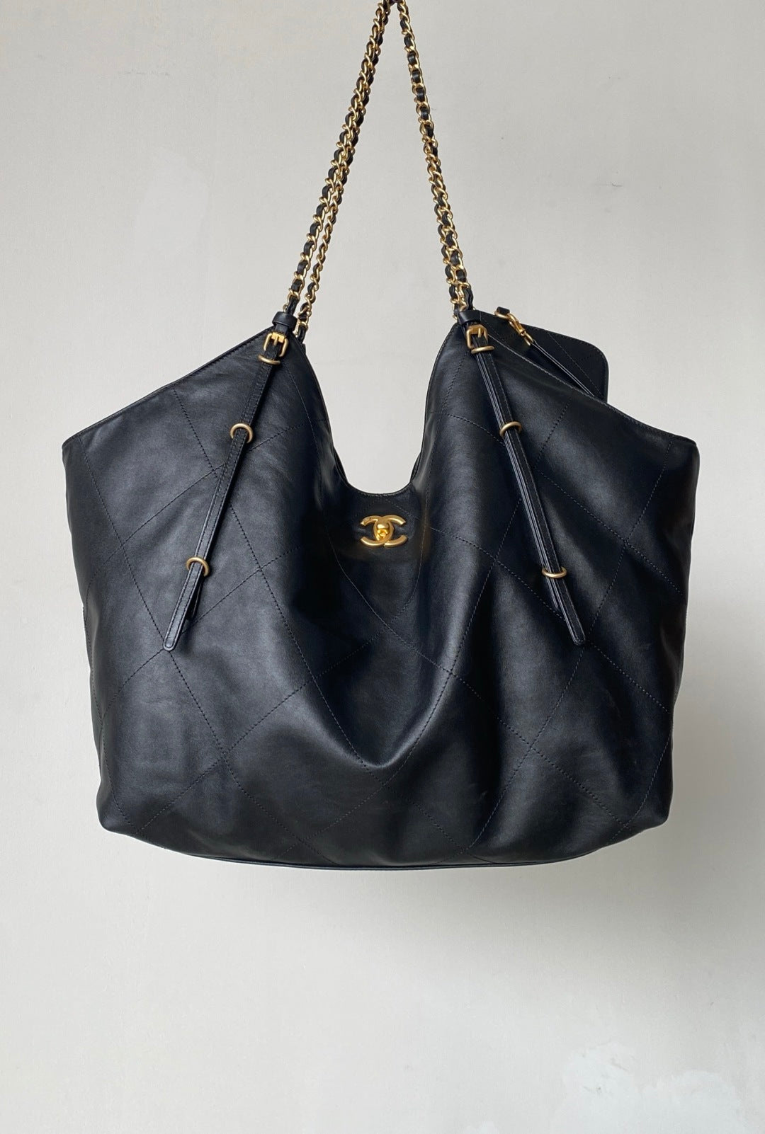 Black Leather Maxi Shopping Tote Bag - Level 5