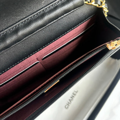 Black Lambskin Leather Wallet On Chain - Level 5