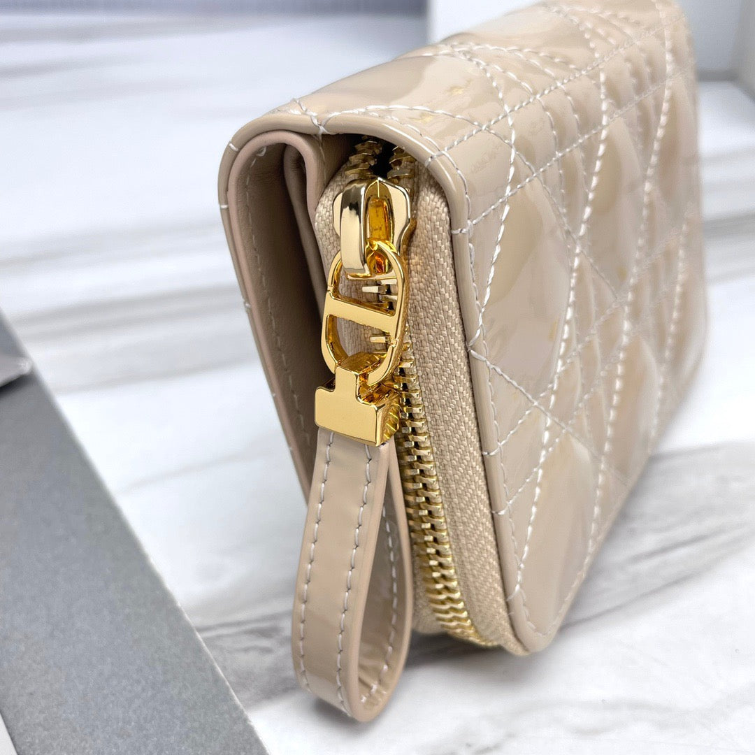 Beige Patent Leather Caro Wallet CDR - Level 5