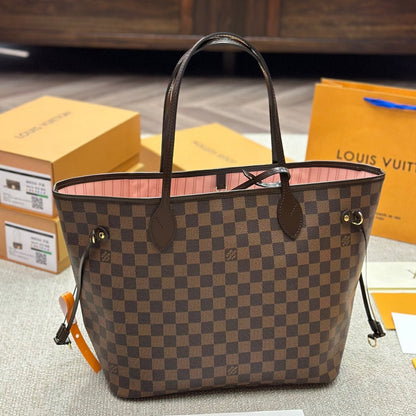 Neverfull MM Brown Damier & Pink - Level 3