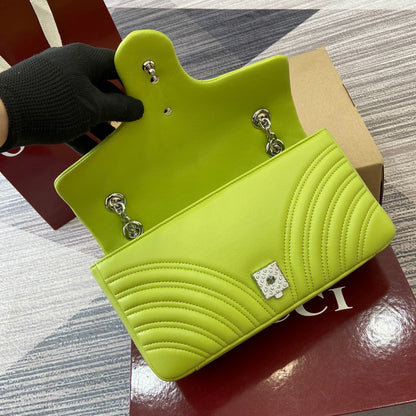 Medium Marmont Bag Bright Green Leather - Level 5