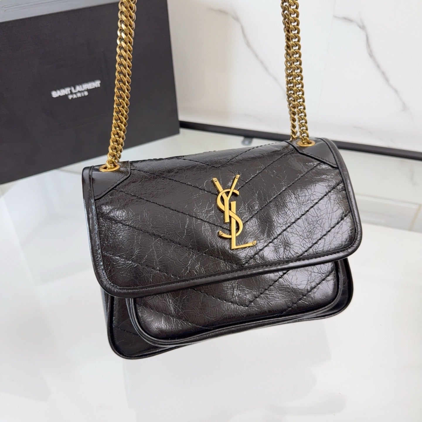 Black Leather Niki Shoulder Bag - Level 5