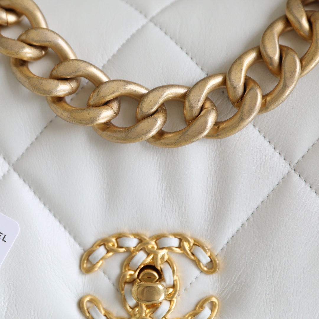 19 Bag Small White & Gold CNL - Level 5