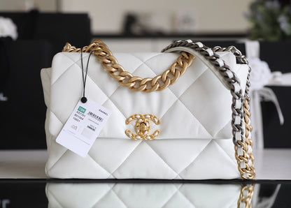 19 Bag Small White & Gold CNL - Level 5