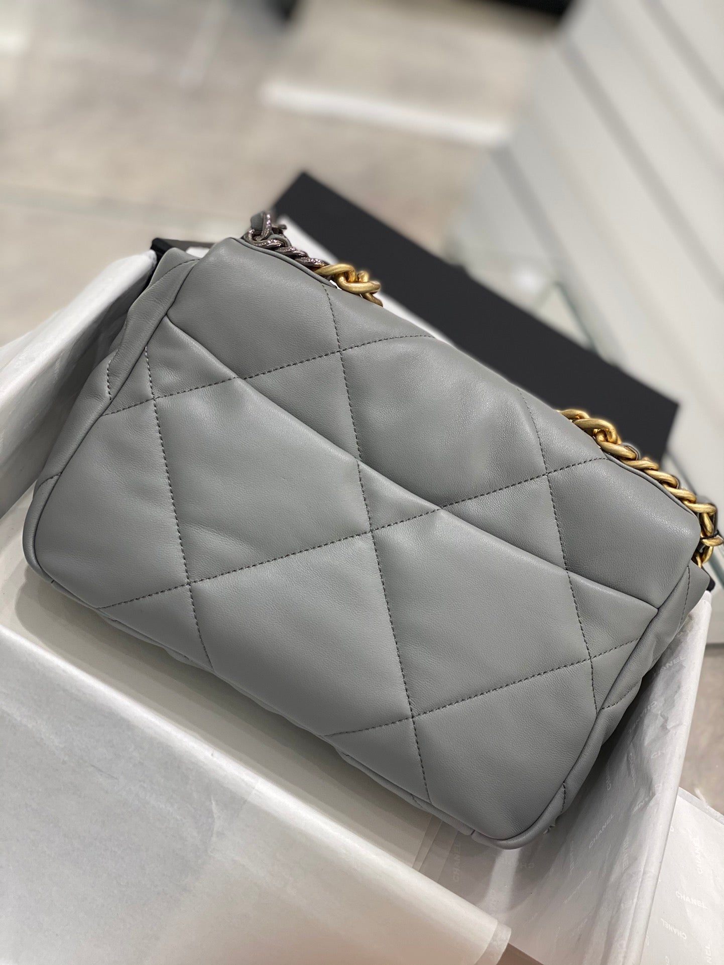 19 Bag Small Grey - Level 5