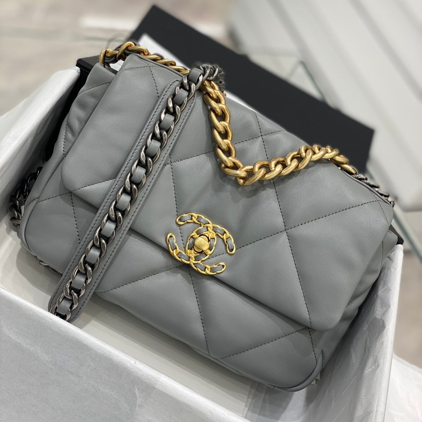 19 Bag Small Grey - Level 5