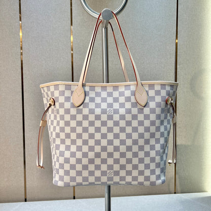 Neverfull MM White Damier & Pink - Level X