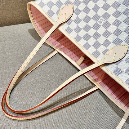 Neverfull MM White Damier & Pink - Level X