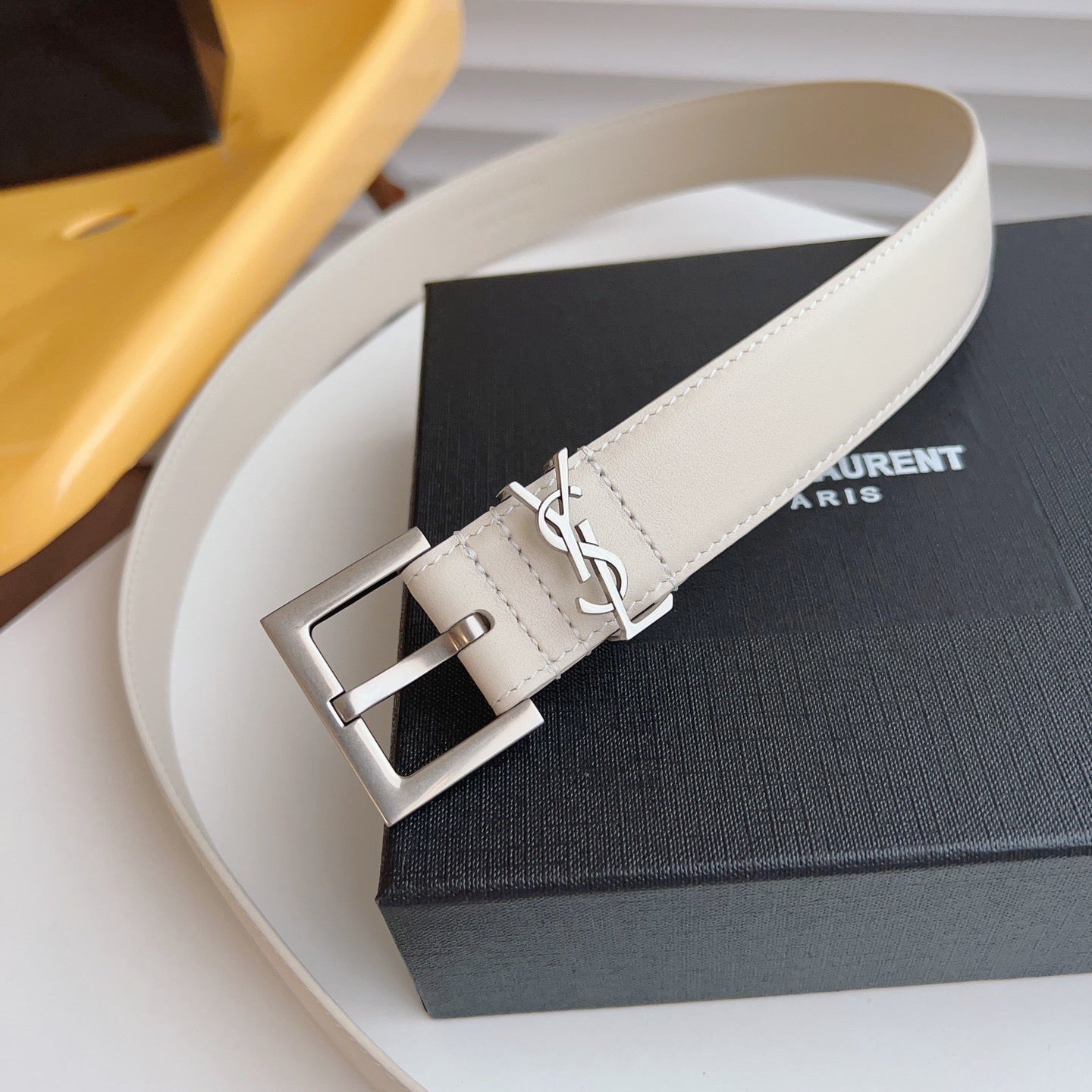 Cassandre 3cm White Smooth Leather Belt Silver Buckle