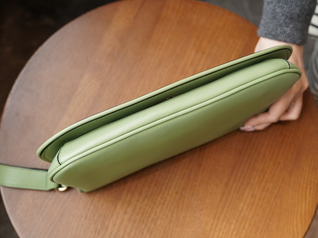 Green Leather Blondie Bag - Level 5