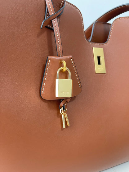 Brown Leather Cabas 16 Tote Bag - Level 5