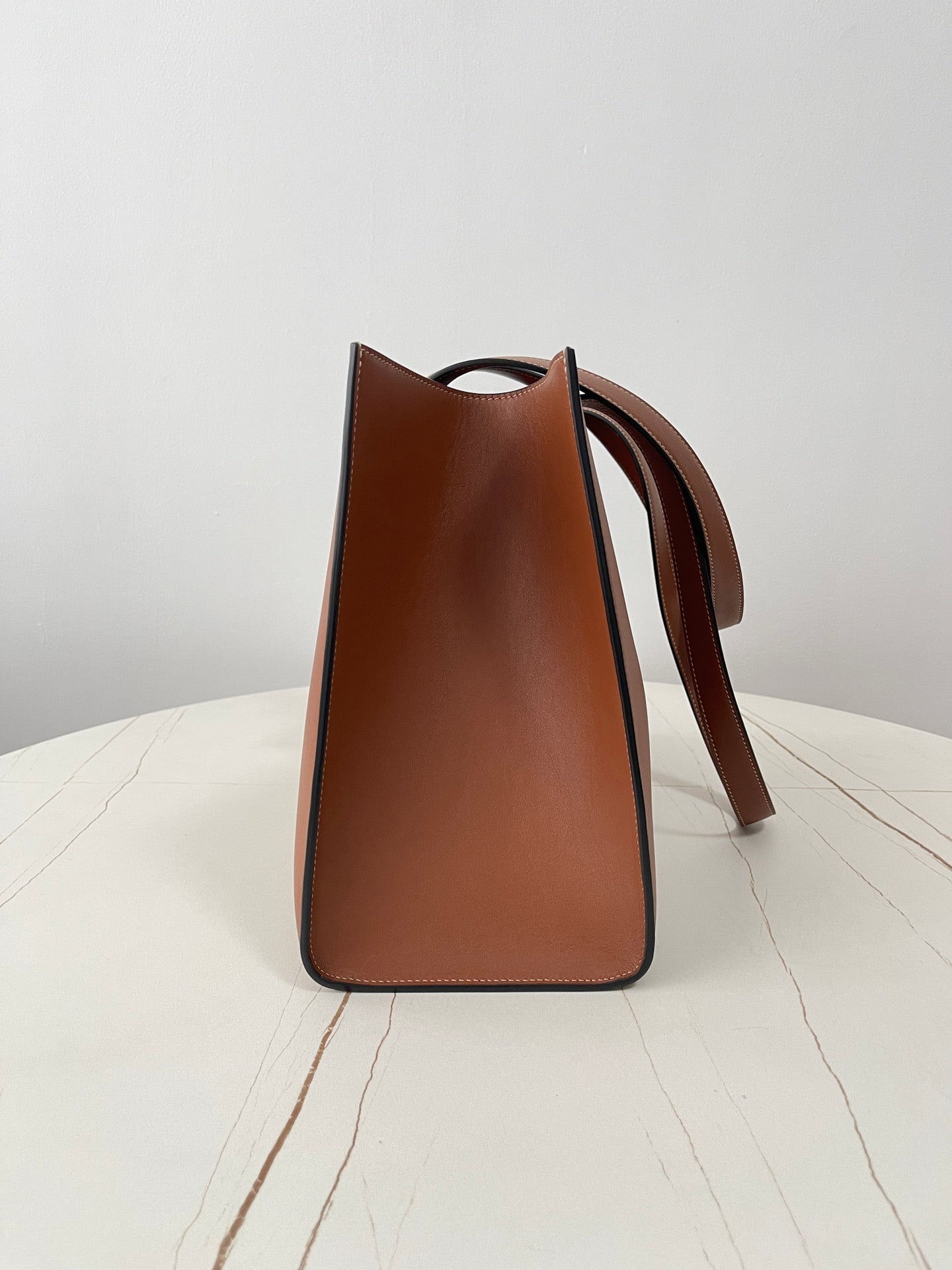 Brown Leather Cabas 16 Tote Bag - Level 5