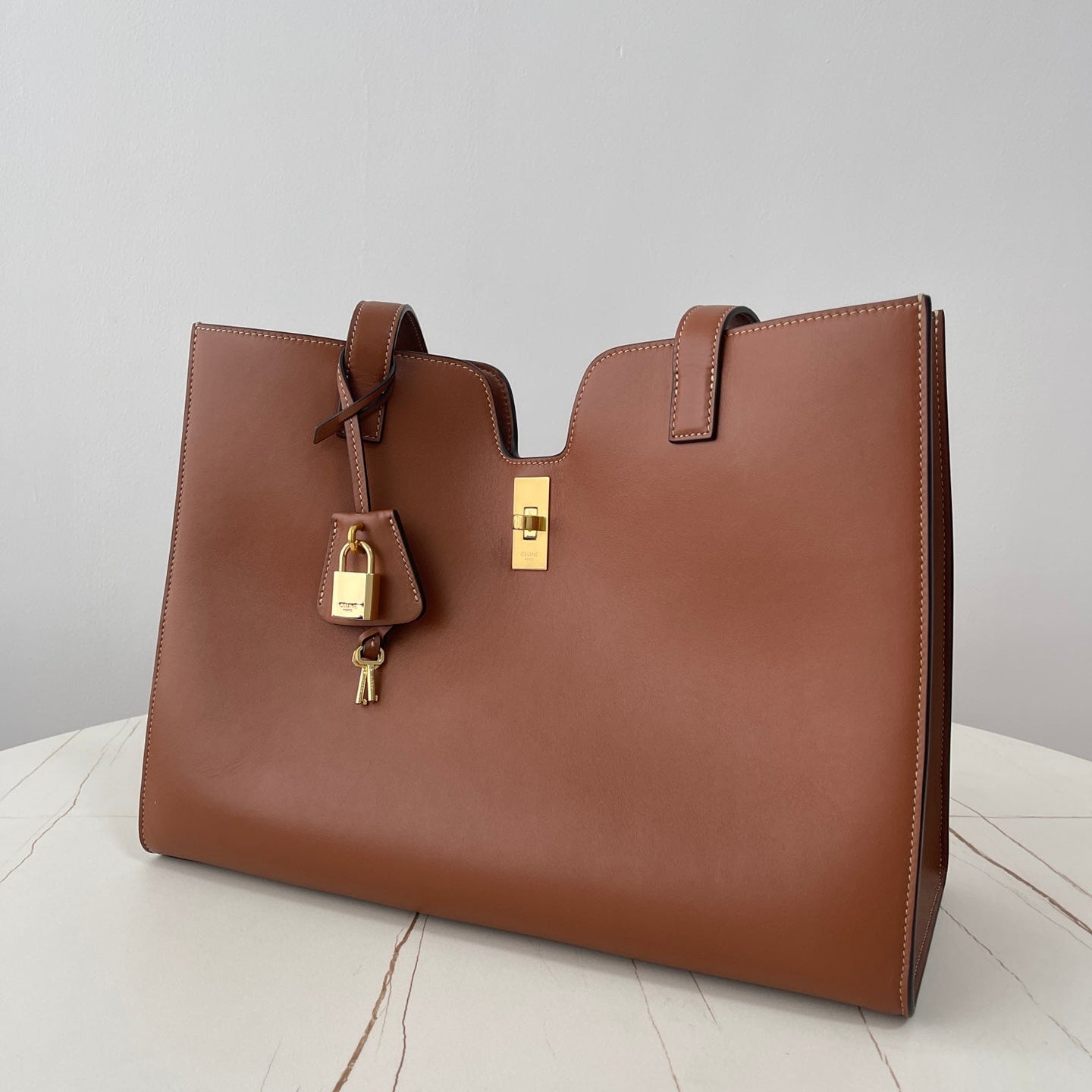 Brown Leather Cabas 16 Tote Bag - Level 5
