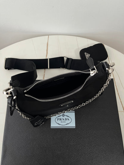 Black Nylon Re-Edition Bag - Level 5